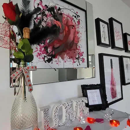 Prosecco Palace